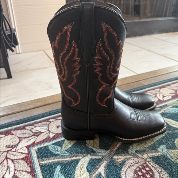 Black Western Cowboy Boots - Picture 4 of 4